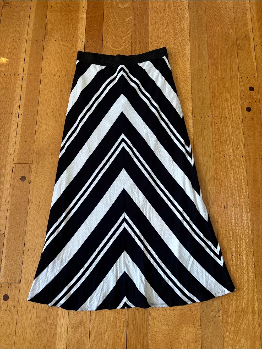 Chicos Striped Chevron Maxi Skirt